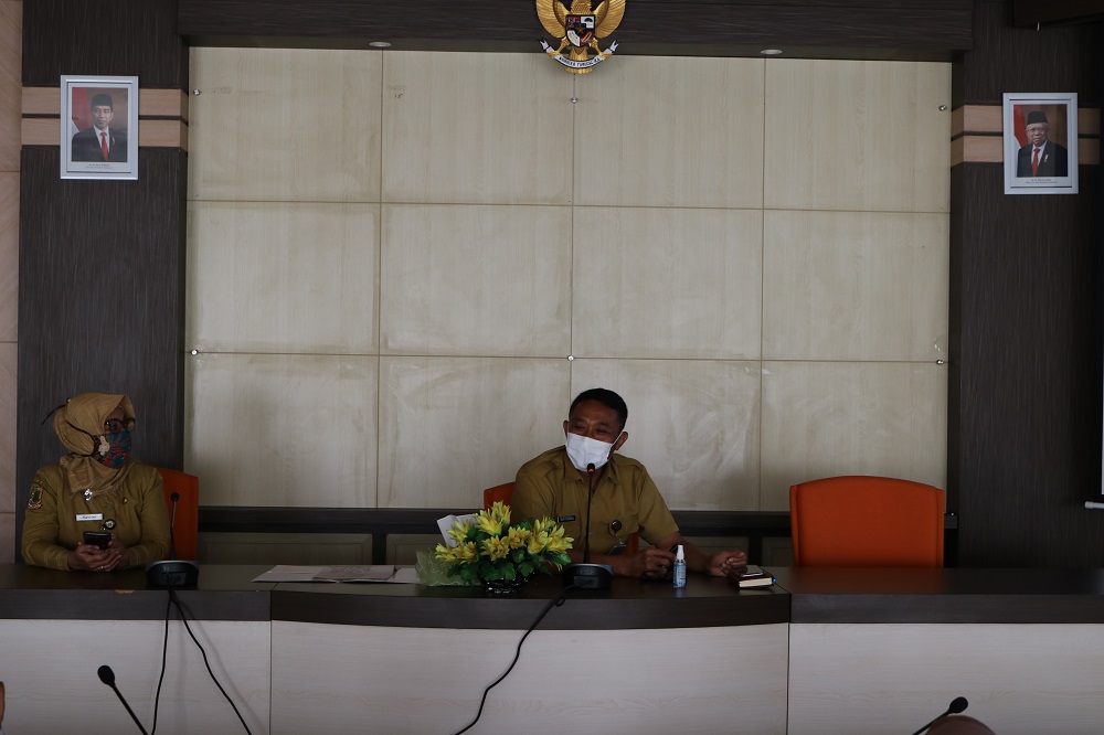 Rapat staff persiapan untuk Desk Evaluasi Pembangunan Zona Integritas di Lingkungan Pemerintah Kota Mojokerto