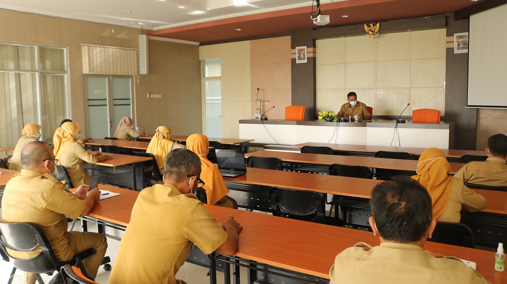 Rapat Staf